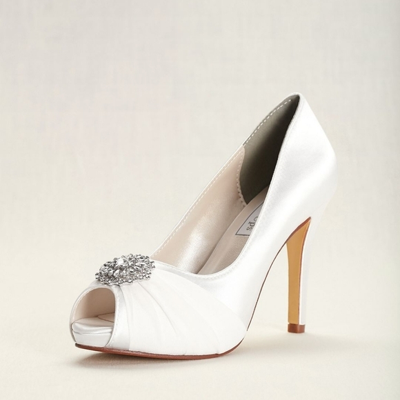 David's Bridal Dyeable Chiffon and Satin Shoe - Picture 3 of 3